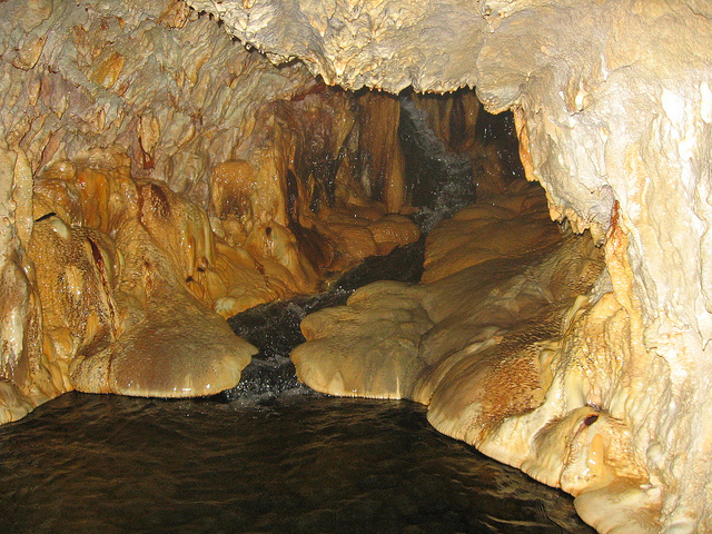 Ainsworth-Hot-Springs-Cave-by-Marcin-Chady.jpg